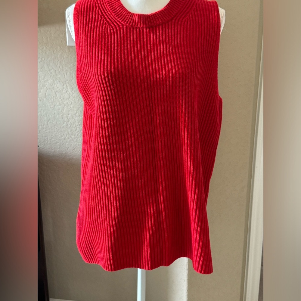 EUC J Crew Sz Lg Red Thick Ribbed Sleeveless Sweater pit2pit 22” length 29”